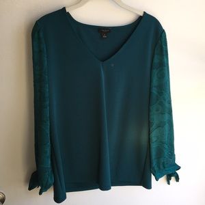 Ann Taylor 3/4 length knit blouse.